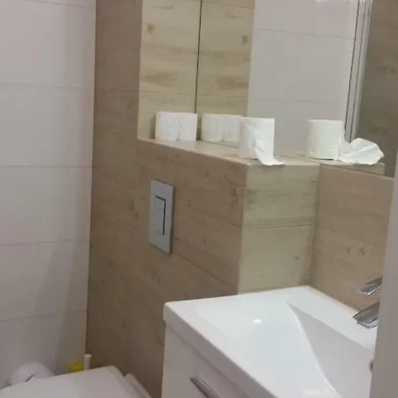 Apartament Pogodny Apartment *